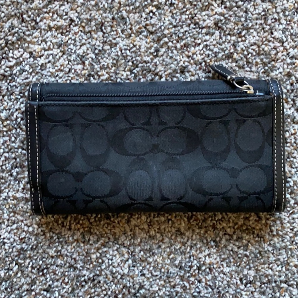Coach Wallet - Picture 3 of 3